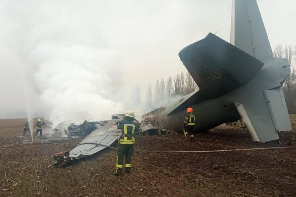 A fost lovit de 8 bombe aeroportul din oraşul Vinniţa, din centrul Ucrainei