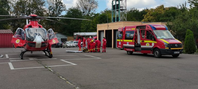 Comuna Butea, judeţul Iaşi: Patru persoane au fost rănite, după ce mașina în care se aflau s-a răsturnat