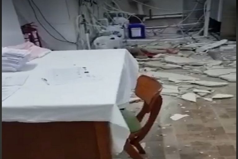 O bucată din tavanul unei clădiri ce aparține spitalului din Lugoj s-a prăbușit