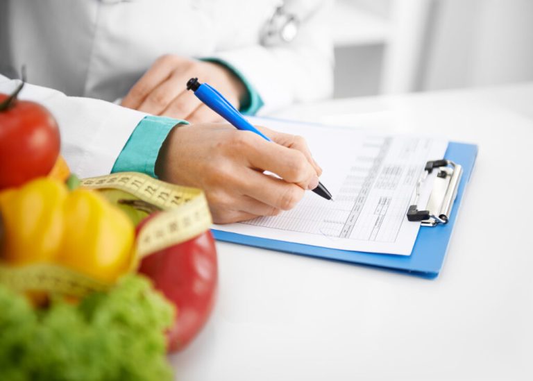 Pe 11 decembrie 2022 va avea loc examenul național de dietetician autorizat