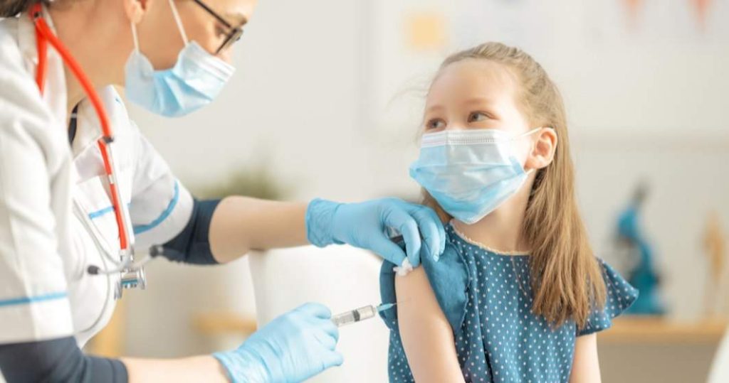 Vaccinarea anti-Covid obligatorie pentru copii. Prima țară din lume care adoptă această măsură