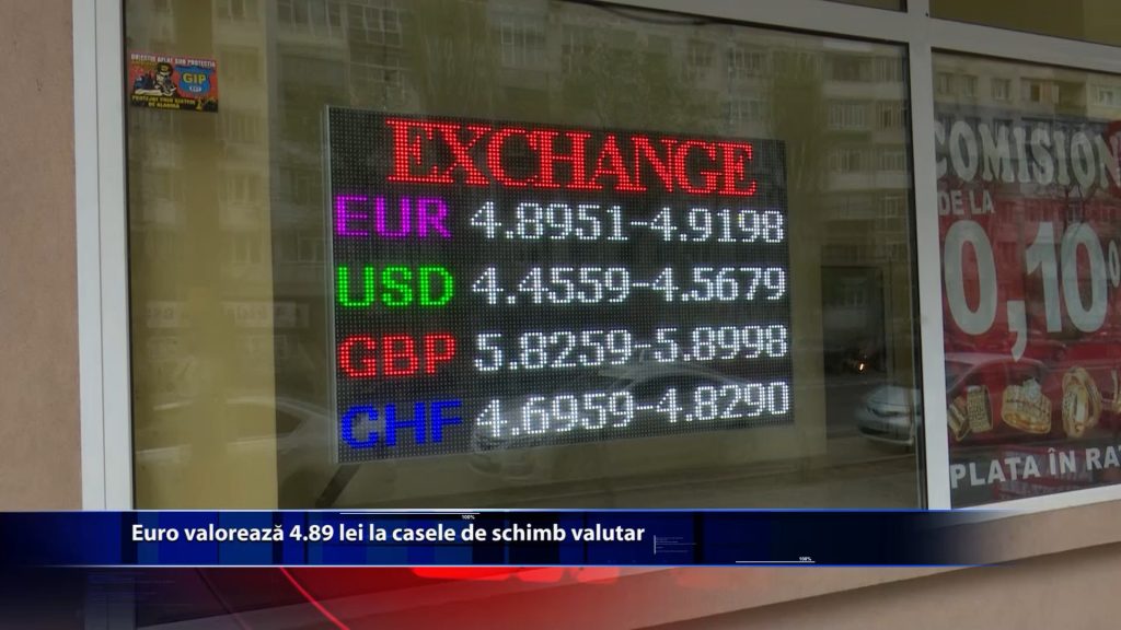 Euro valoreaza 4.89 lei la casele de schimb valutar