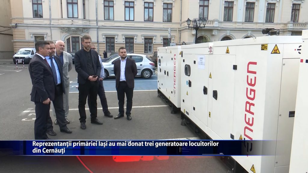Reprezentantii primariei Iasi au mai donat trei generatoare locuitorilor din Cernauti