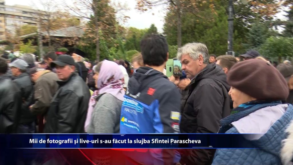 Mii de fotografii si live-uri s-au facut la slujba Sfintei Parascheva