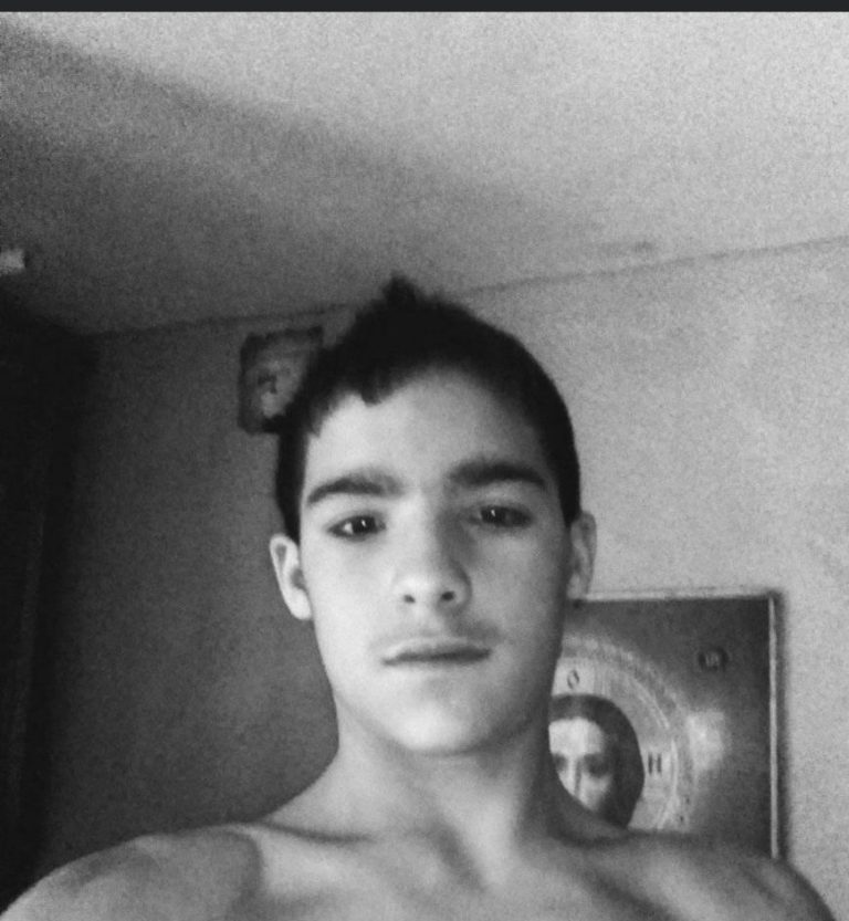 Polițiștii ieșeni caută un minor de 15 ani care a dispărut din localitatea Urșița, comuna Mironeasa