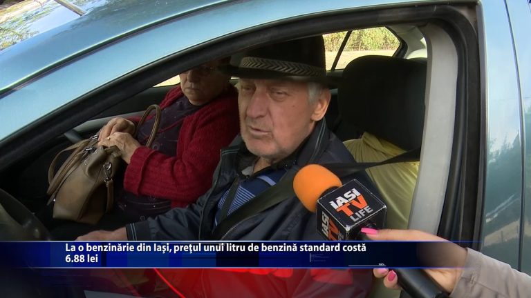 La o benzinarie din Iasi, pretul unui litru de benzina standard costa 6.88