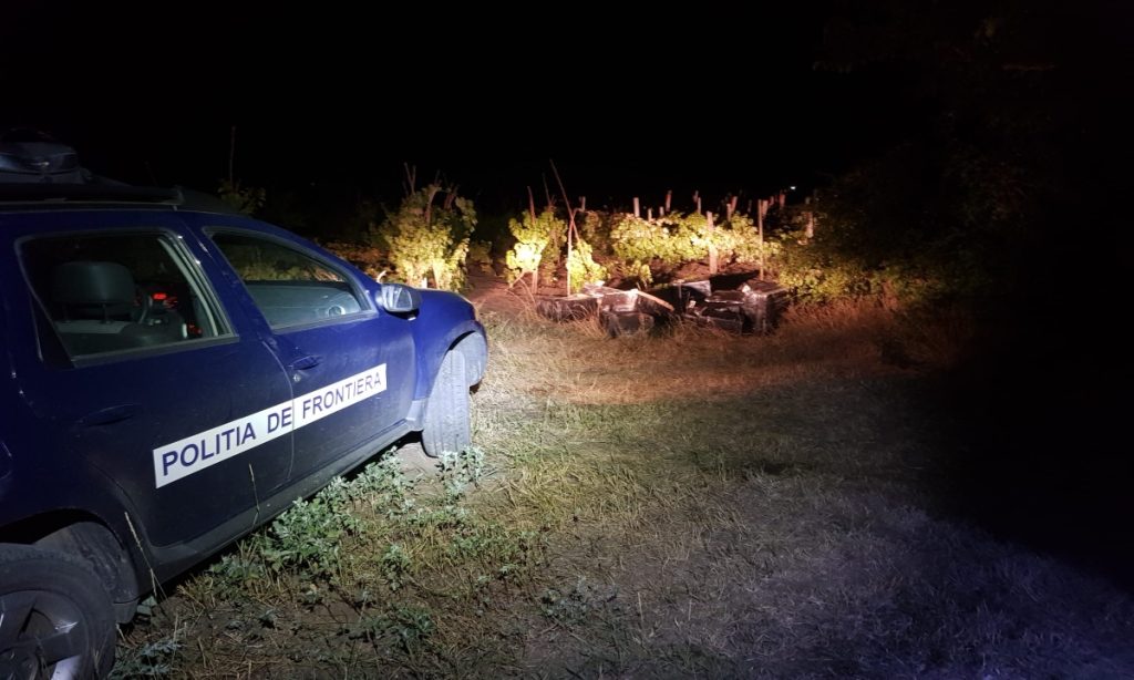 VIDEO! Cantitate impresionantă de ţigări confiscată la frontiera cu Republica Moldova