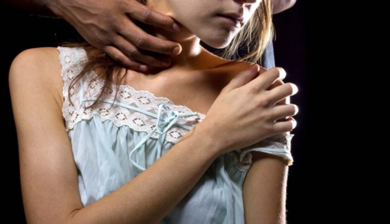 Un ieșean a angajat minore pentru clipuri XXX