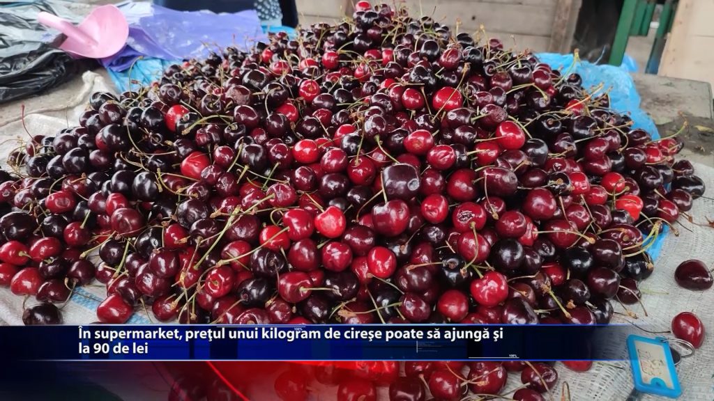 In supermarket, pretul unui kilogram de cirese poate sa ajunga si la 90 de lei