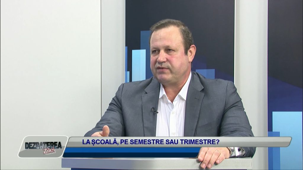 DEZBATEREA ZILEI / LA ȘCOALĂ, PE SEMESTRE SAU TRIMESTRE