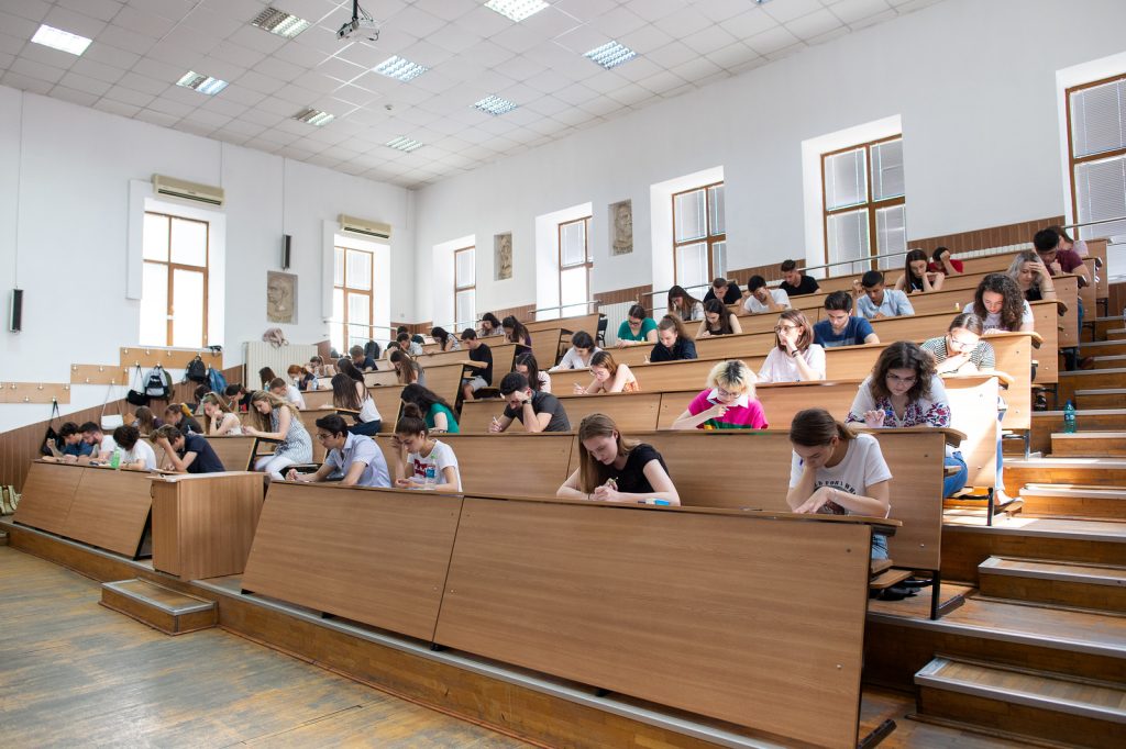 Admiterea la Iaşi: aproape 2.500 de dosare în două zile la UAIC