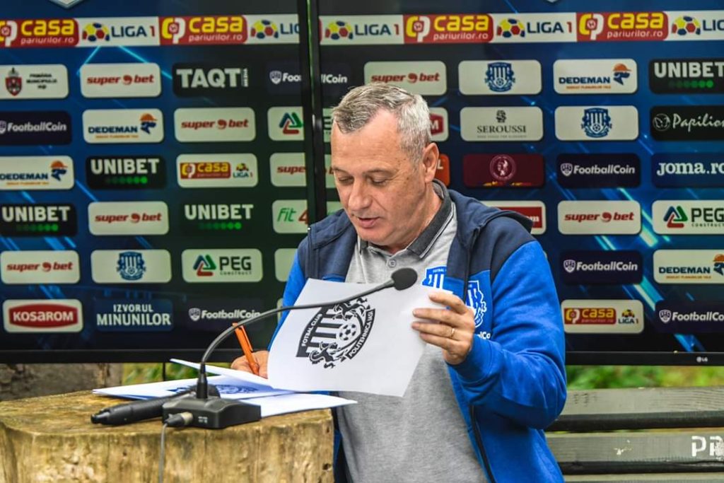 VIDEO. Antrenorul Mircea Rednic şi-a prelungit contractul cu Poli Iaşi