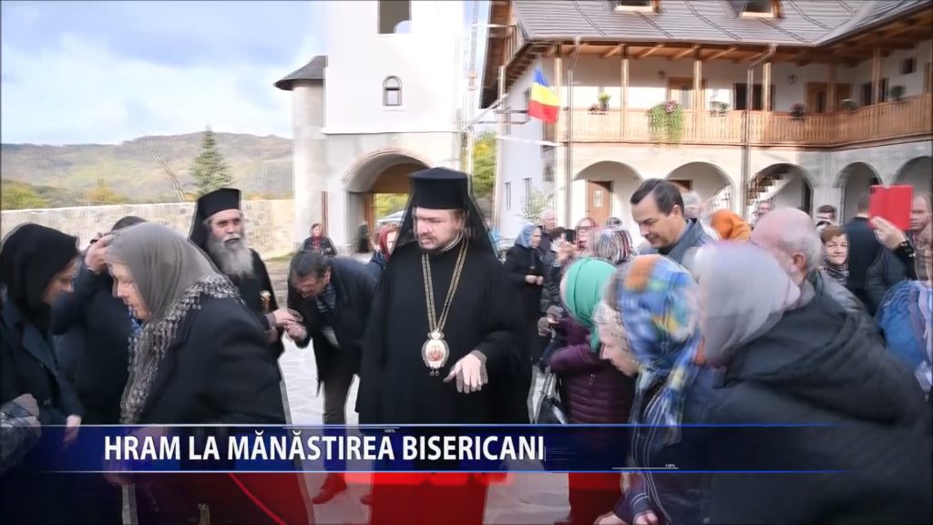 Sute de credinciosi au participat la hramul Manastirii Bisericani din judetul Neamt