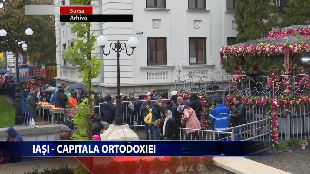Sute de mii de pelerini se vor inchina la moastele Sfintei Parascheva si ale Sfantului Paisie de la Neamt