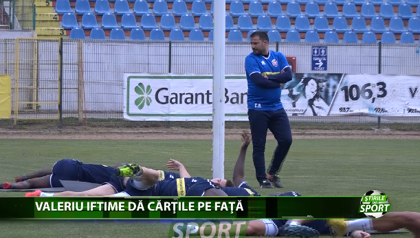 Valeriu Iftime da cartile pe fata