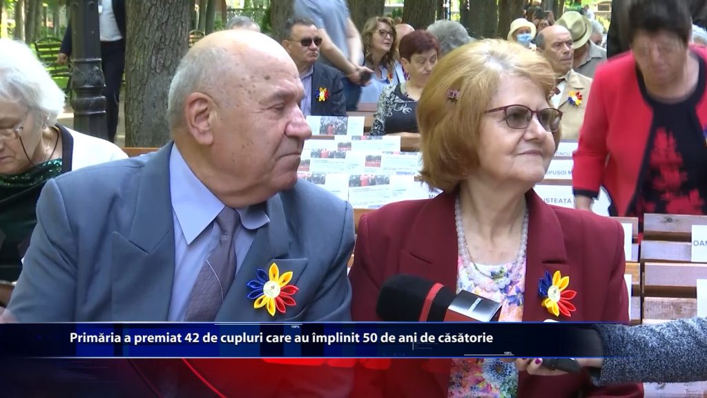 Primaria a premiat 42 de cupluri care au implinit 50 de ani de casatorie