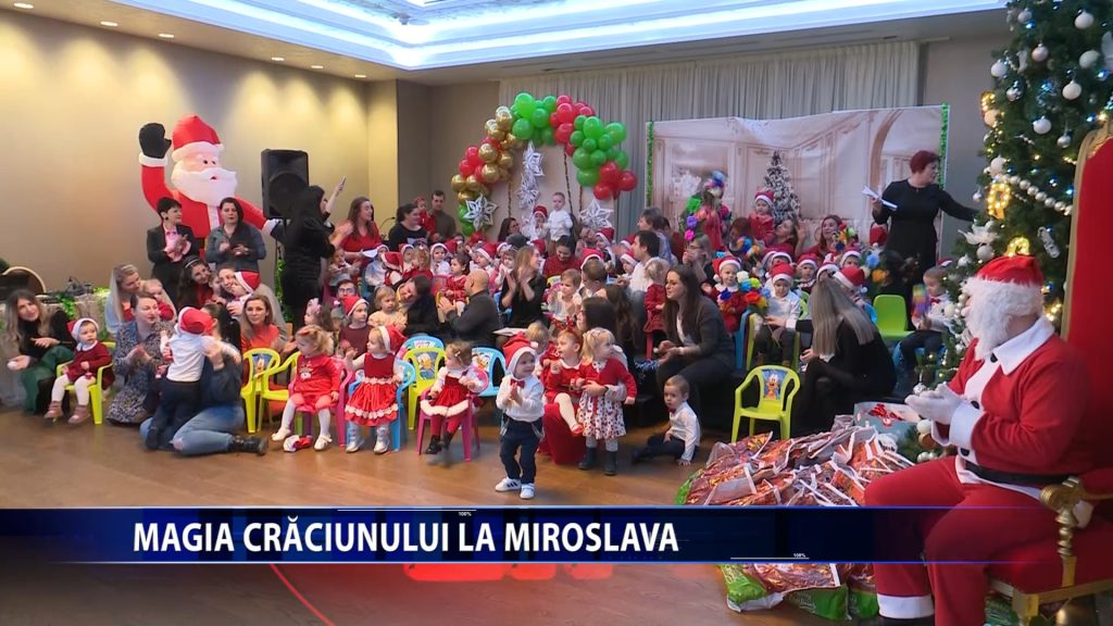 MOS CRACIUN A VENIT LA PRICHINDEII DIN MIROSLAVA