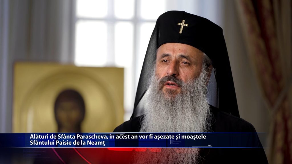 Alaturi de Sfanta Parascheva, in acest an vor fi asezate si moastele Sfantului Paisie de la Neamt