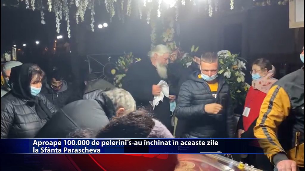 Pelerinajul de la Iasi a continuat si dupa ce racla sfanta a fost dusa in Catedrala Mitropolitana