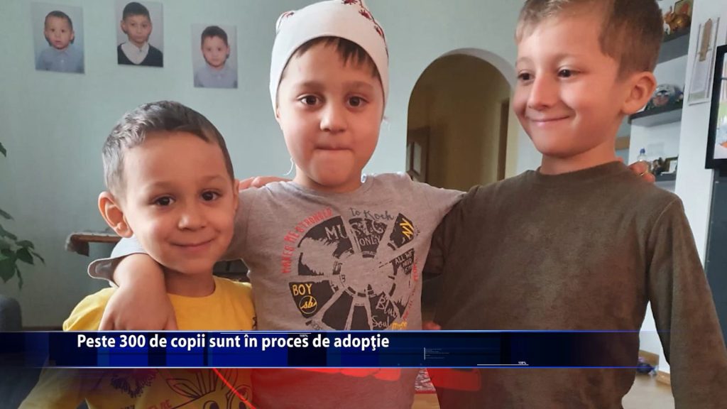 Peste 300 de copii sunt in proces de adoptie