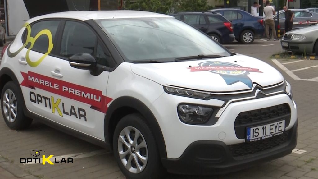 La 10 ani de Optiklar, primesti o masina in dar!