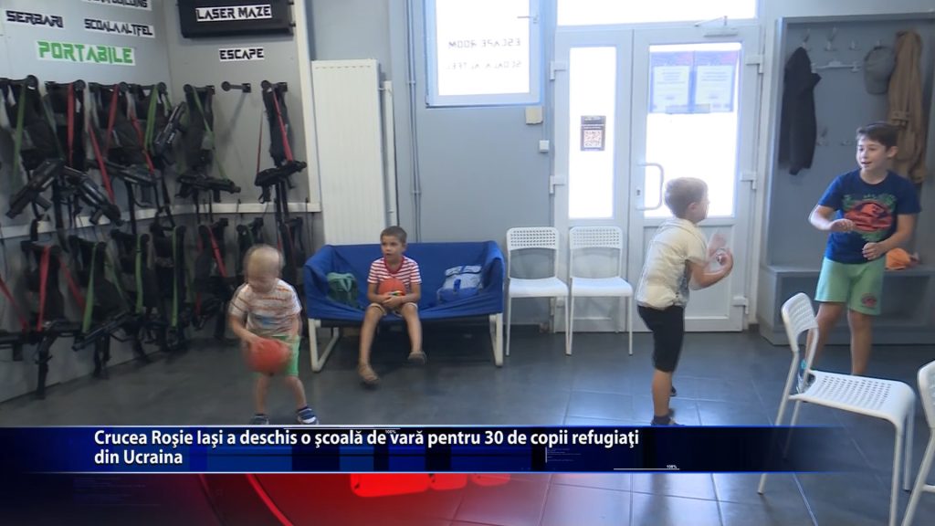 Crucea Rosie Iasi a deschis o scoala de vara pentru 30 de copii refugiati din Ucraina