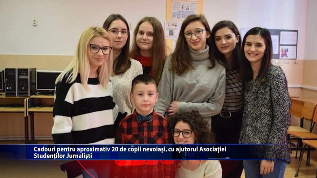 Cadouri pentru aproximativ 20 de copii nevoiași, cu ajutorul Asociației Studenților Jurnaliști