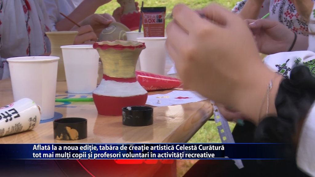Aflata la a noua editie, Tabara de creatie artistica Celesta Curatura atrage tot mai multi copii si profesori voluntari in activitati recreative
