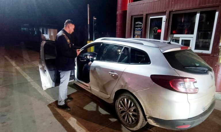 Autoturism căutat de autorităţile din Franţa descoperit la Stânca