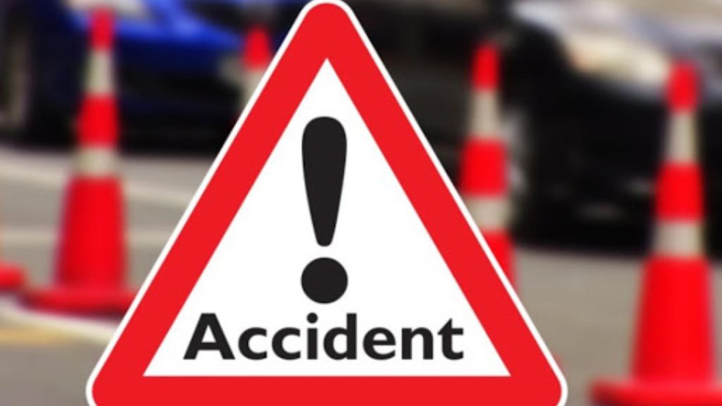FOTO. Accident rutier cu cinci victime în capăt CUG. Trei mașini implicate! Șoferul care a produs accidentul consumase alcool