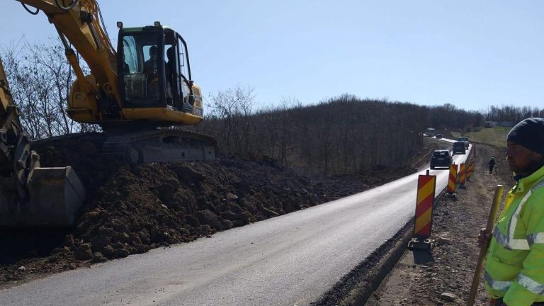 100 de milioane de lei pentru continuarea lucrărilor pe traseul Iași-Suceava