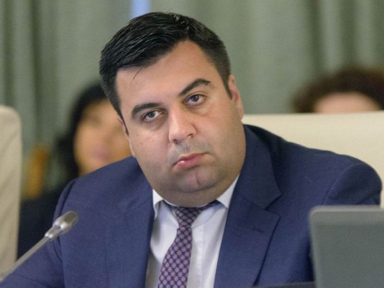 Șefa Tarom, demisă în urmă cu două zile: „Răzvan Cuc mi-a cerut să țin mai multe avioane la sol în ziua moțiunii de cenzură”