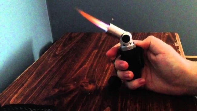 Un ieșean a verificat scurgerile de gaz dintr-o butelie cu o brichetă. A fost condamnat la închisoare cu suspendare