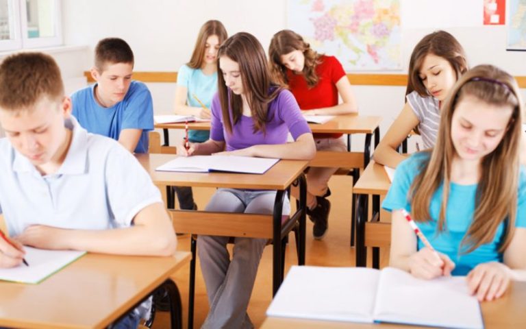 Câte clase a IX-a vor fi în acest an la liceele ieşene