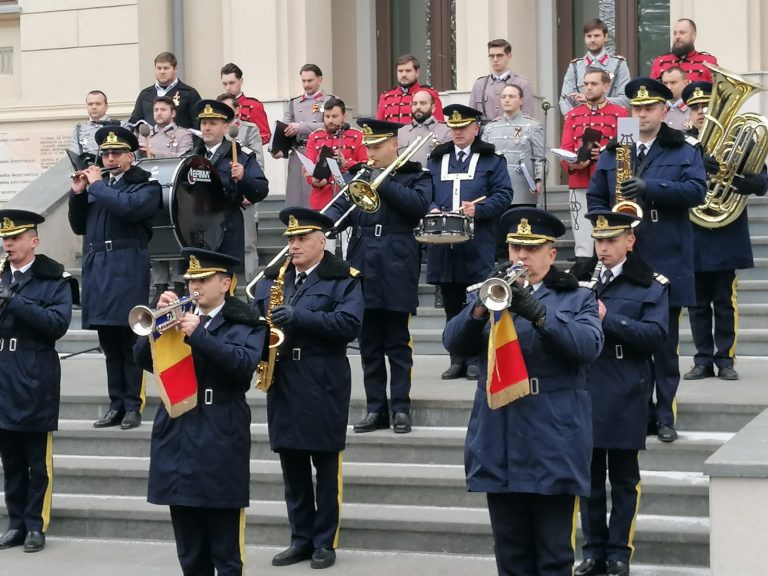 FOTO: Ceremonia militară la sediul unității ieșene din bulevardul Carol I, nr. 55