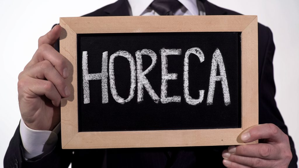 Reprezentanții HORECA cer autorităților redeschiderea totală a restaurantelor și taxe zero pentru angajați