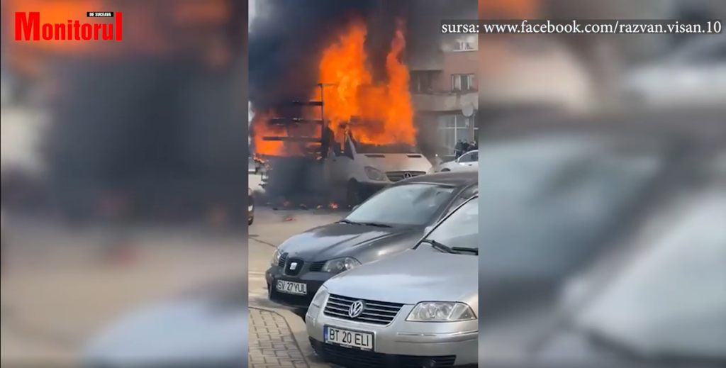 O autoutilitară a ars violent, în trafic, la Fălticeni