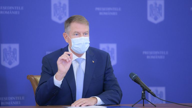 Klaus Iohannis: Ar fi cazul să reacţioneze politic şi PNL în cazurile Alexe şi Chirica