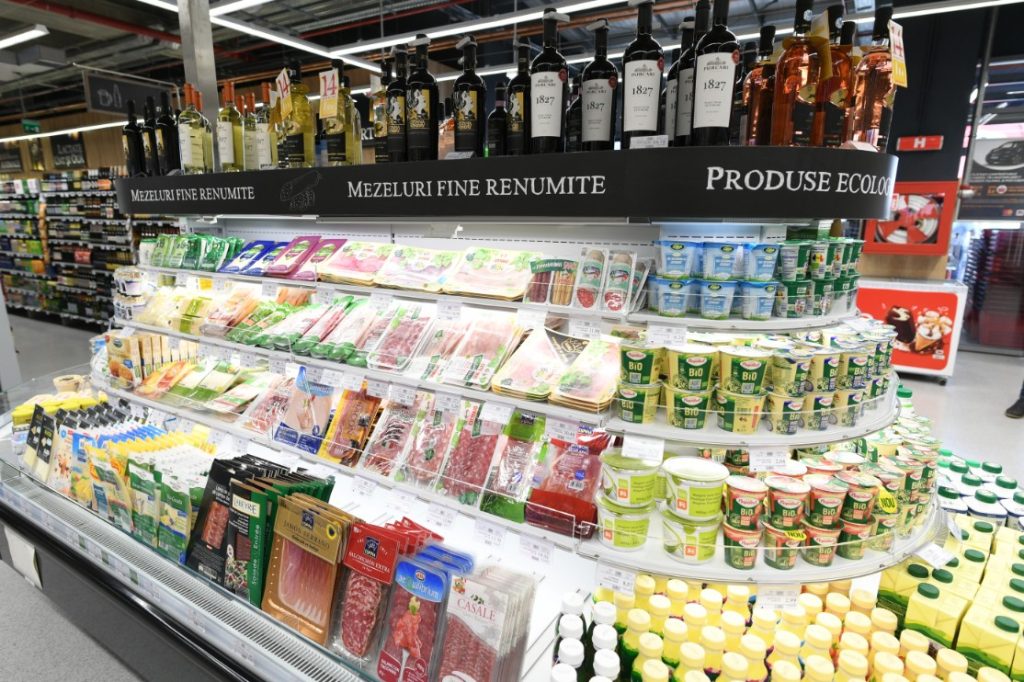 Unele magazine din Timișoara au limitat achiziționarea produselor de bază