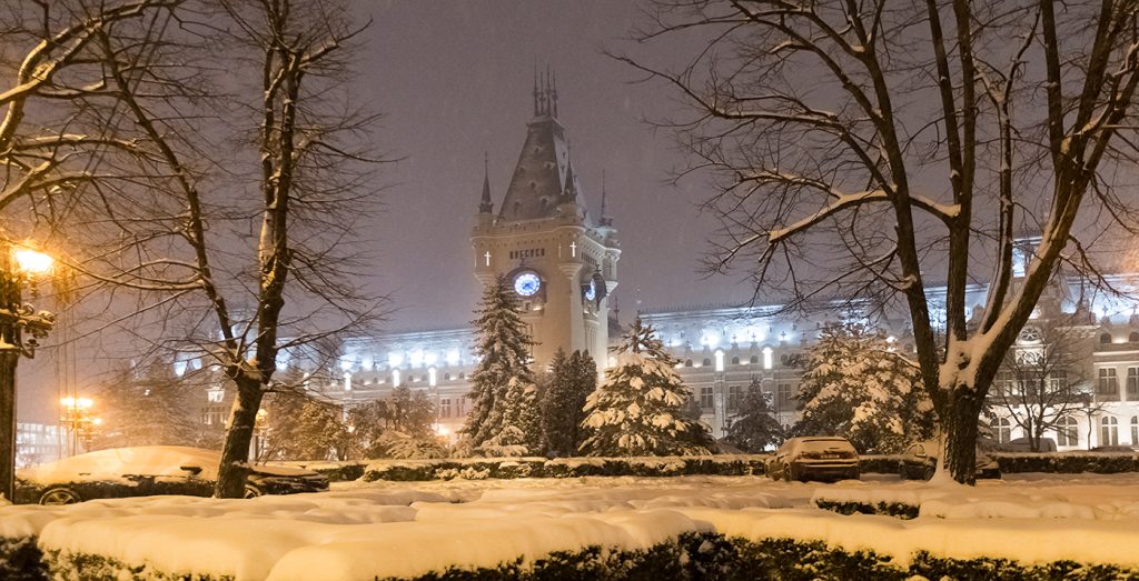 Iarna se întoarce în Județul Iași! Cod galben de vânt și ninsori