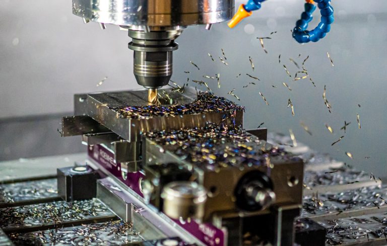 Maşina de găurit cu coloană – tot ce trebuie să ştii