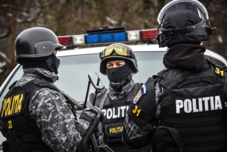 Afaceriști din Iași din domeniul imobiliarelor, vizați în 40 de percheziții