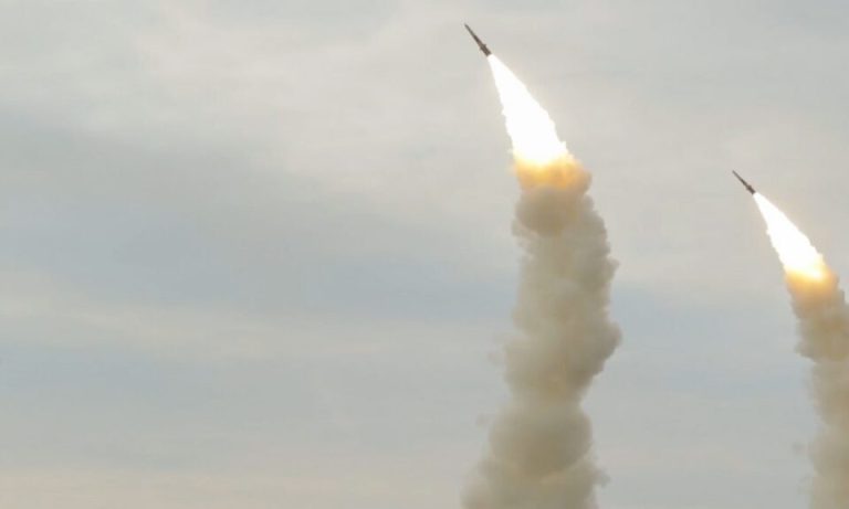 Regiunea Cernăuţi este bombardată! Rușii au atacat cu rachete în apropierea graniței cu România