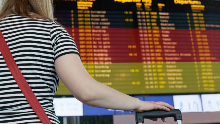 Germania a adăugat toată România pe lista sa roșie!