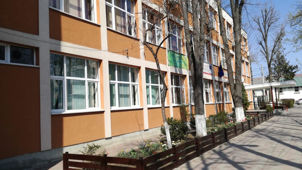 Mai multe scoli din Iasi vor fi inchise pe data de 14 octombrie