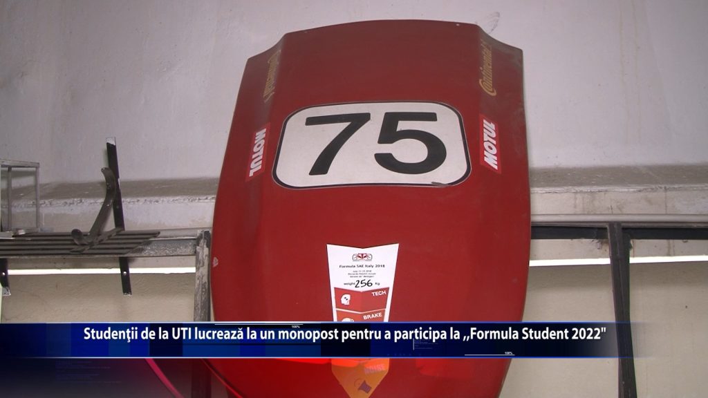 Studentii de la UTI lucreaza la un monopost pentru a participa la ,,Formula Student 2022”
