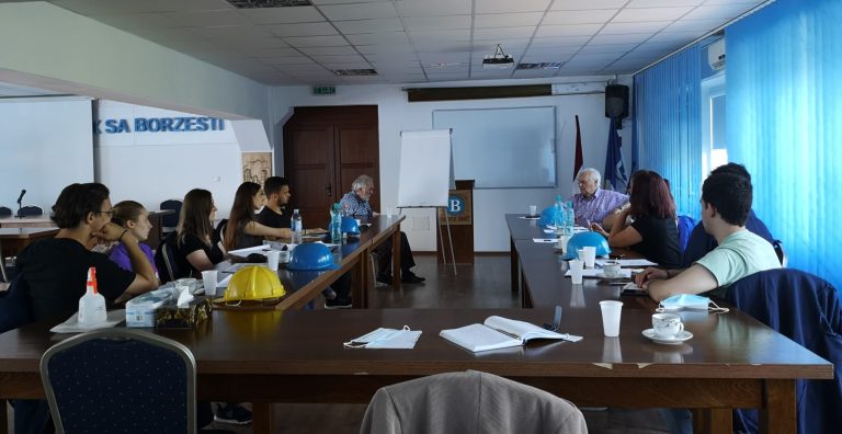 Chimcomplex S.A. Borzești va oferi burse în valoare de 50.000 de lei pentru studenții Universității Tehnice „Gheorghe Asachi” din Iași