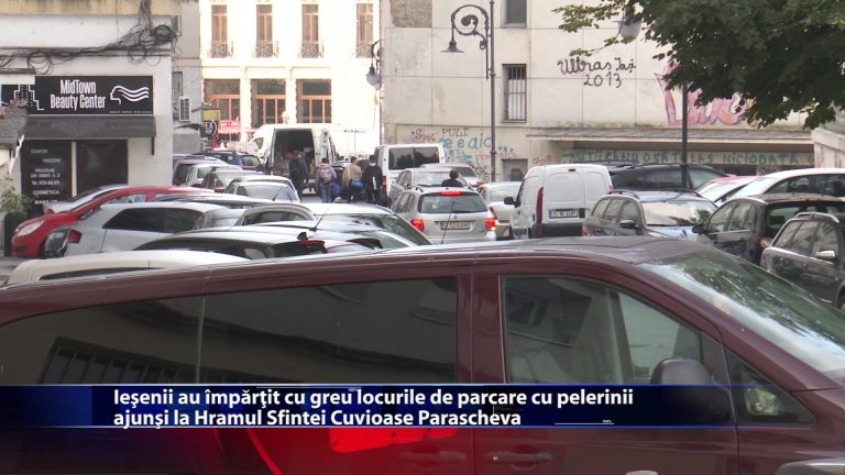 Iesenii au impartit cu greu locurile de parcare cu pelerinii ajunsi la Hramul Sfintei Cuvioase Parascheva