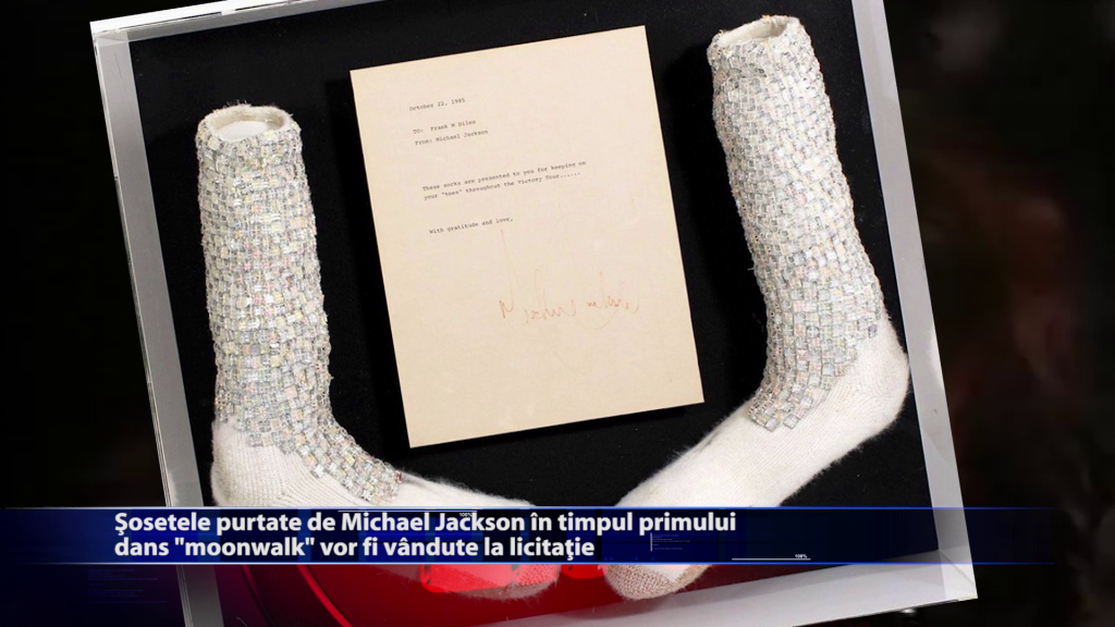 Sosetele purtate de Michael Jackson in timpul primului dans „moonwalk” vor fi vandute la licitatie