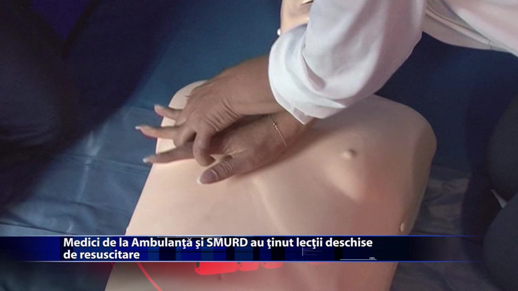 Medici de la Ambulanta si SMURD au tinut lectii deschise de resusucitare